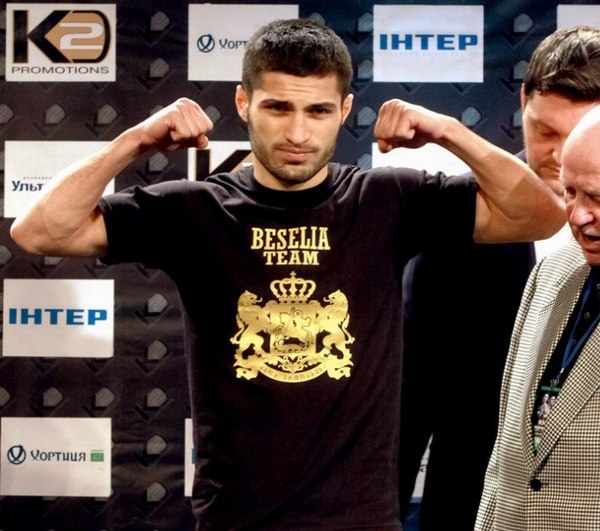 10042014beseliyahacigovfightoGJEwllr UM