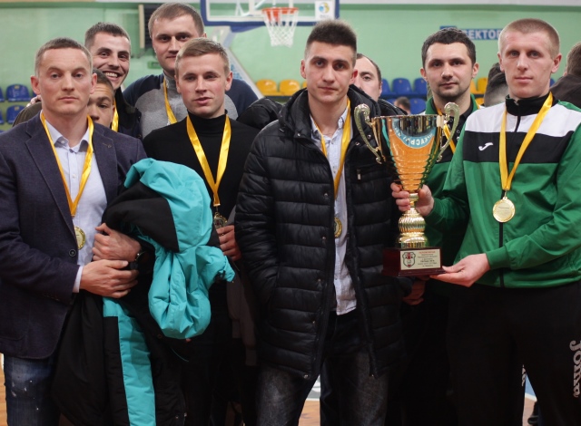 1203 шпола