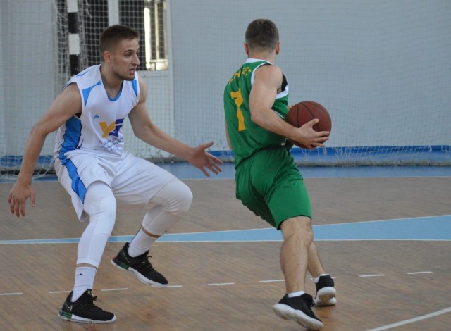 2505 ЧНУ півфінал2