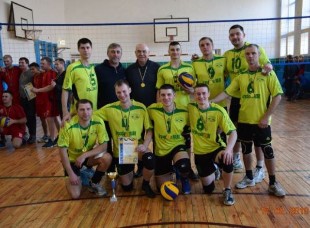 2802 золотоноша волейбол