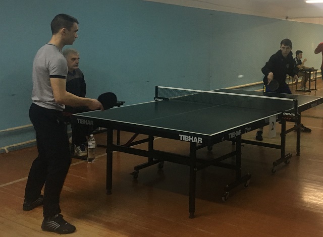 2017-03-18-nastilnyj-tenis-koledgi