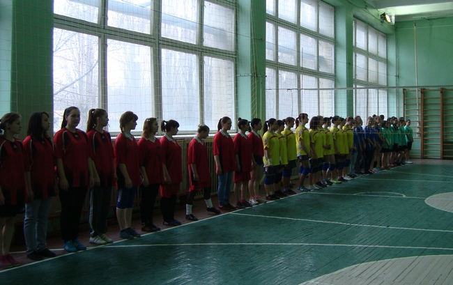 08042015volleyptnzDSC08998