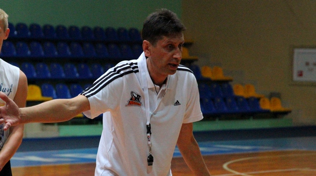 16122014churcincoachu162 1413321787