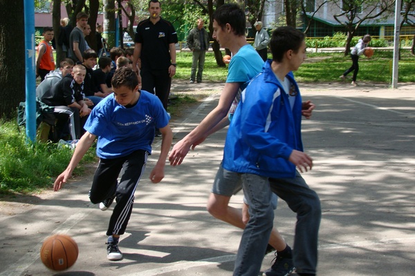 10052014basketlunaDSC09556