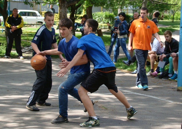 10052014basketlunaDSC09559