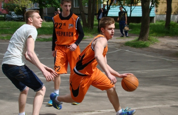10052014basketlunaDSC09684