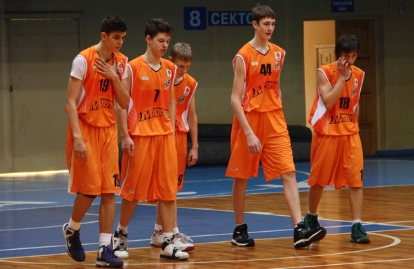 282903mavps99eyblIMG 3138 1396086046