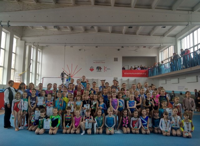 15042019 спорт гымнастика n