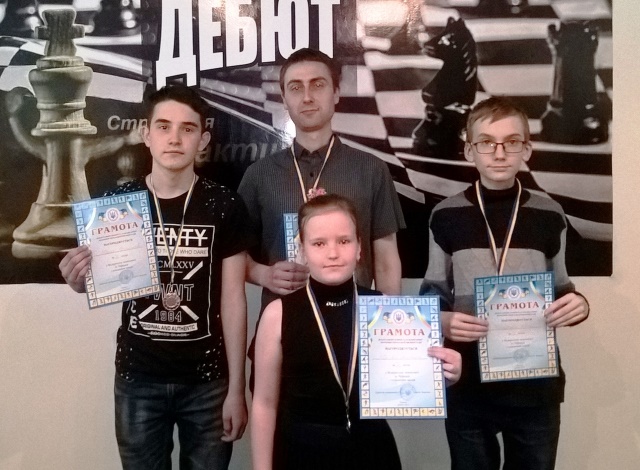 1504 шахи