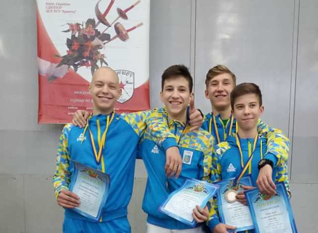 2718201 шабля