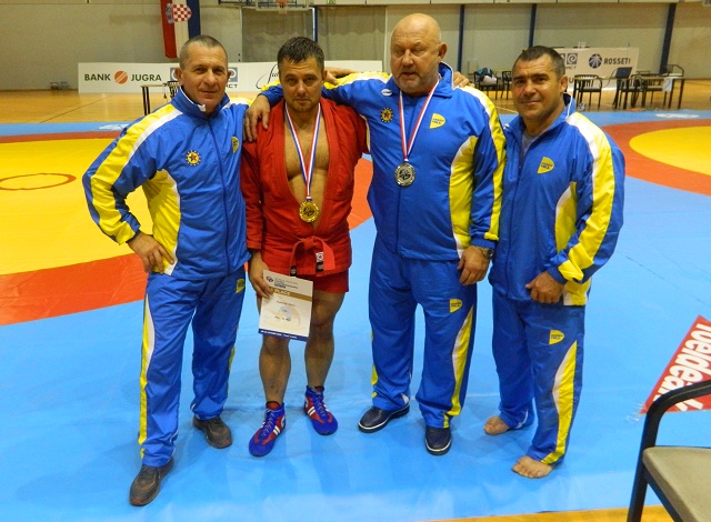 DSCN9523423121
