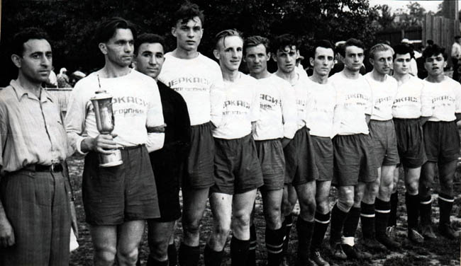 1957 2