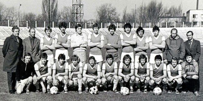 1982