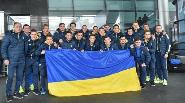 5ecc8-Sbornaya-Ukrainy-U-19