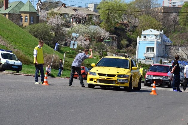 avtoslalom_kviten_start16_2