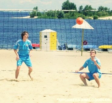footvoley.jpg_effected