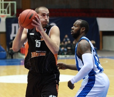 pupuvich_vs_tomas00047